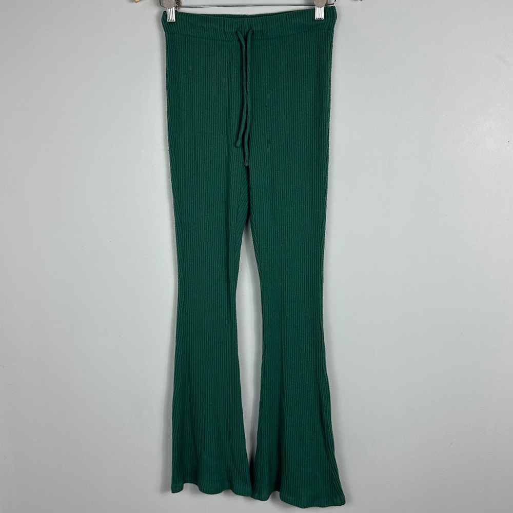 Aritzia Babaton Green Ribbed Kick Flare Time Pants Womens Size Small Modal 90018